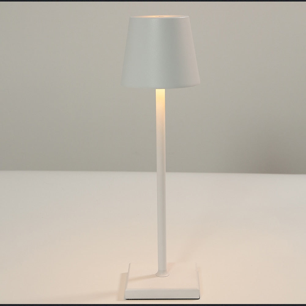 SkandiShop LED Desk Lamp Vintage Aluminum Dimmable